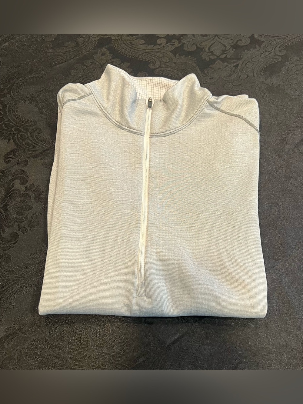 Patagonia gray 1/2 zip capilene long sleeve top M women